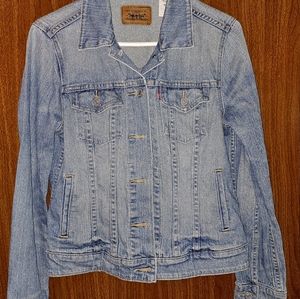Women's vintage Levi Strauss jacket, size medium